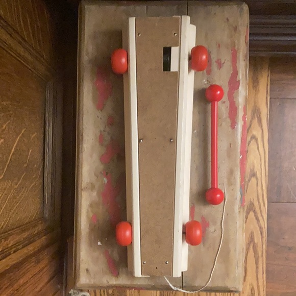 Vintage Fisher Price Pull a A Tune Pull Along Xylophone dated 1964-1978. #870 - Picture 4 of 5